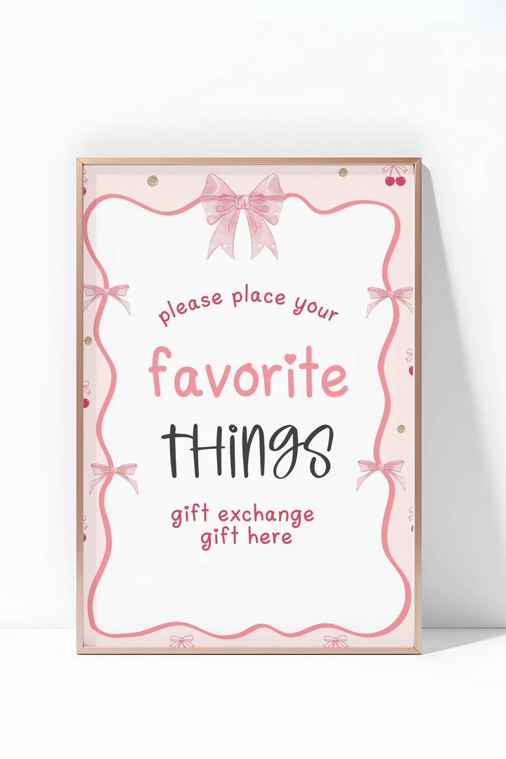 Holiday Table Signs - Favorite Things, festive printable table sign for holiday gatherings