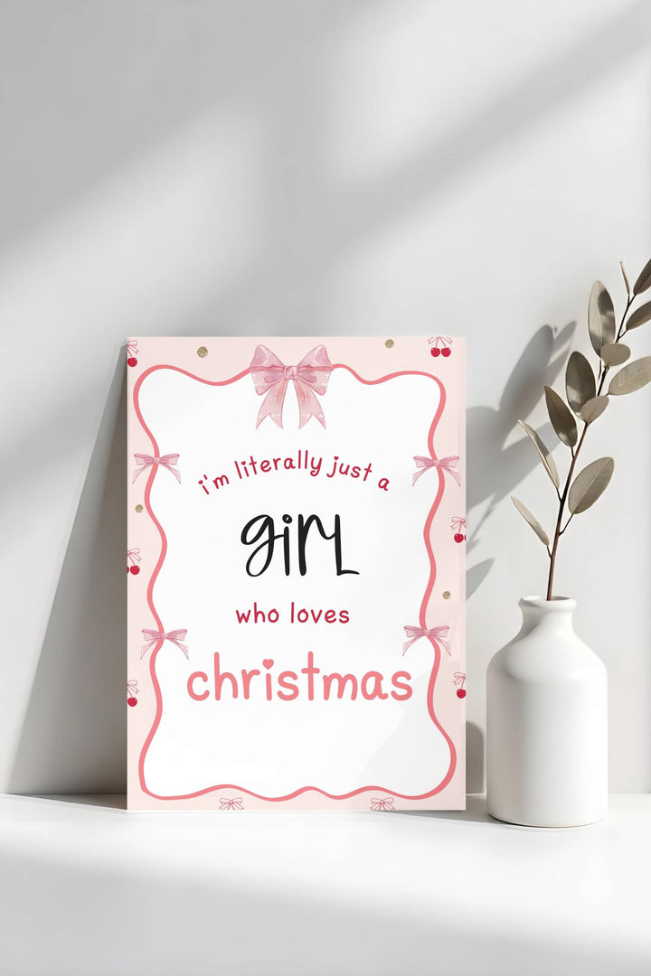 Holiday Table Signs - This Girl Loves Christmas, girly and festive printable decor for holiday gatherings